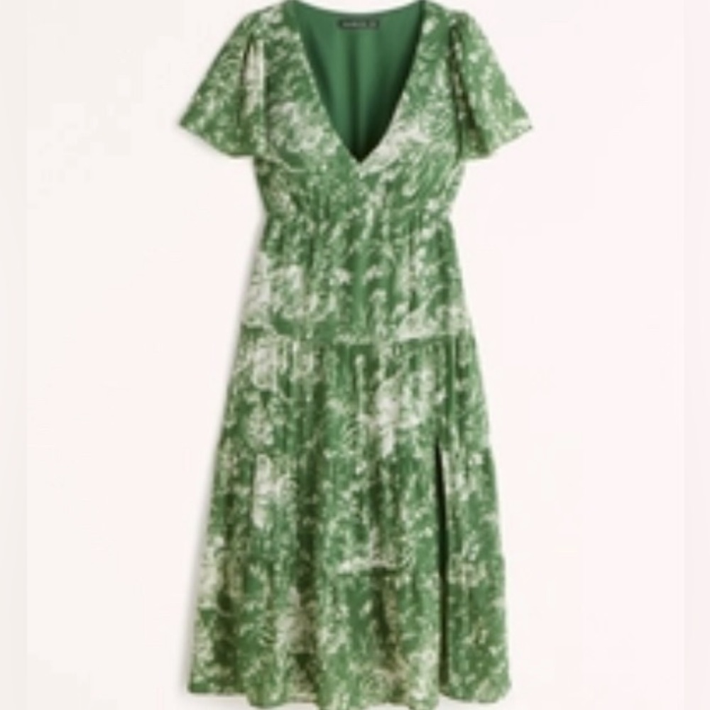 Abercrombie & Fitch Short-Sleeve Tiered Midi Dress - Worn Once
